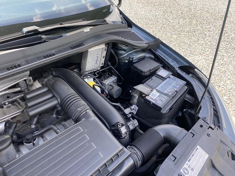 Škoda Fabia 1.2 TSI 81kW -1xMAJ.-STYLE-LED - fotka 44 z 45