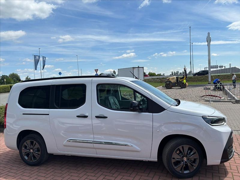 Toyota ProAce City Verso (2026) 1,5   Family 5S - fotka 4 z 8