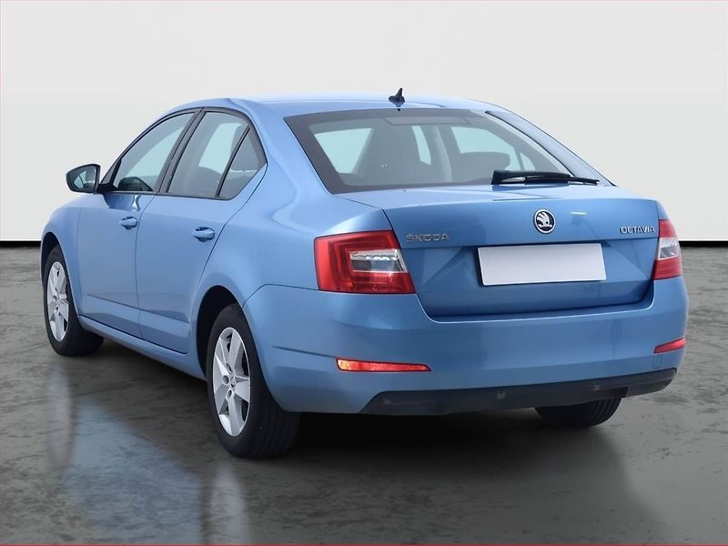 Škoda Octavia (2013) 1.6 TDI, Automat, Serv.kniha - fotka 4 z 15