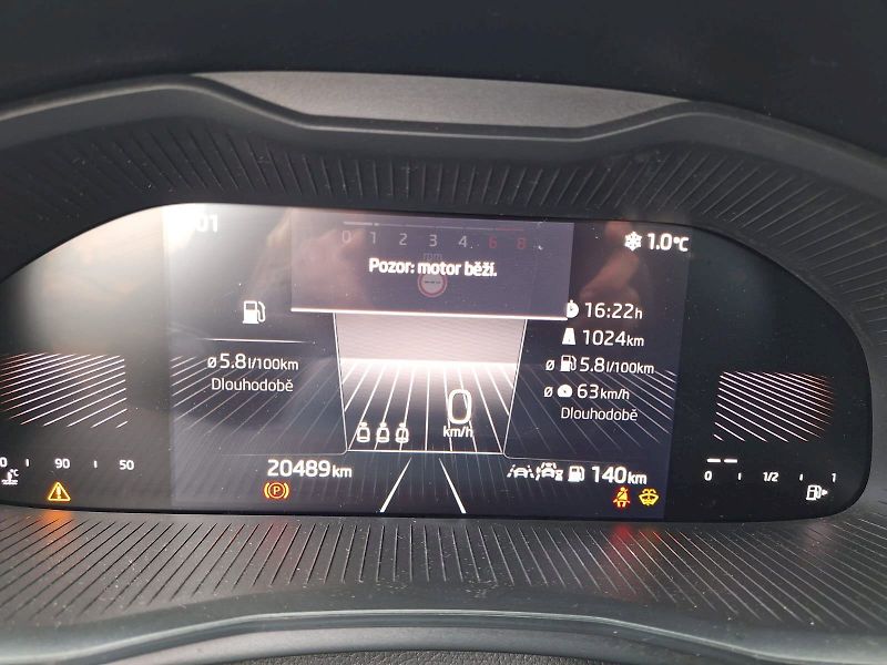 Škoda Kamiq (2024) 1.0 TSI / 85 kW / 6MP / Select - fotka 13 z 32