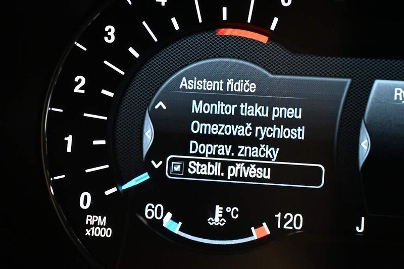 Ford S-MAX (2022) 2.0 140 KW LED ACC Tažné Kamer - fotka 27 z 36