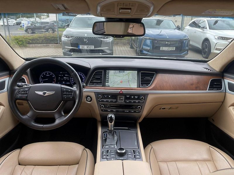 Hyundai Genesis EXCLUSIVE 3.8 GDI V6 4x4 232kW - fotka 2 z 33