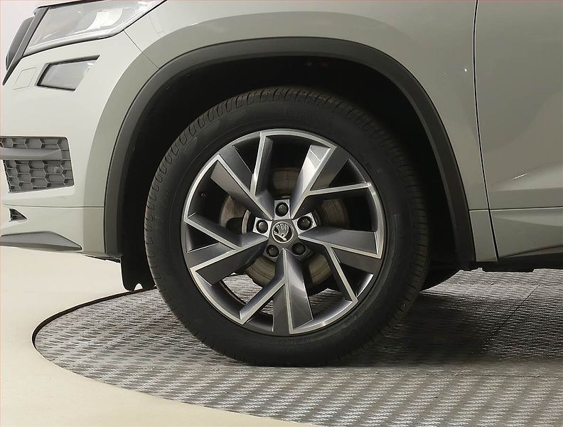 Škoda Kodiaq (2021) Sportline 2.0 TDI, digi klima - fotka 15 z 30