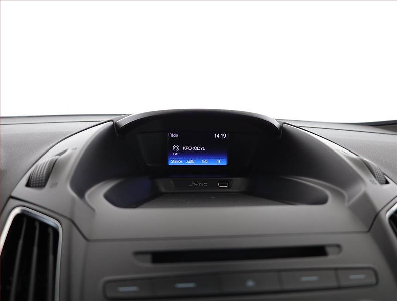 Ford Grand C-MAX (2020) 1.5 TDCi, Automat, 7 míst - fotka 11 z 18
