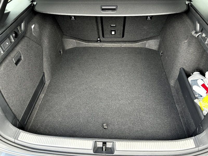 Škoda Superb (2025) Combi 2.0 TDI 142kW 4x4 DSG Sp - fotka 31 z 35
