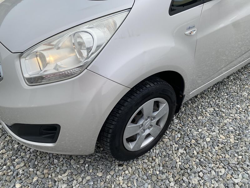 Kia Venga 1.4i 16v 90PS KLIMA SERVIS!!!  - fotka 17 z 144