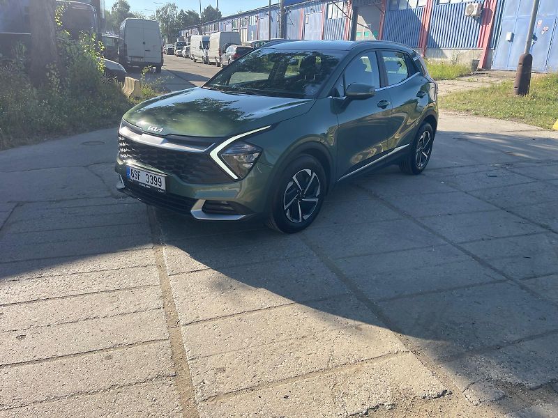 Kia Sportage (2023) - fotka 10 z 14