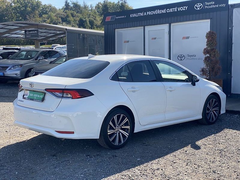Toyota Corolla 1.5i, ČR, Style Tech, DPH - fotka 7 z 17