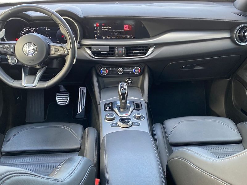 Alfa Romeo Stelvio (2024) 2,2 JTD  Veloce (154kW) NM 4x4 - fotka 12 z 33