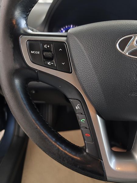 Hyundai i40 (2014) 1.7 CRDi 100kW ČR - fotka 12 z 21