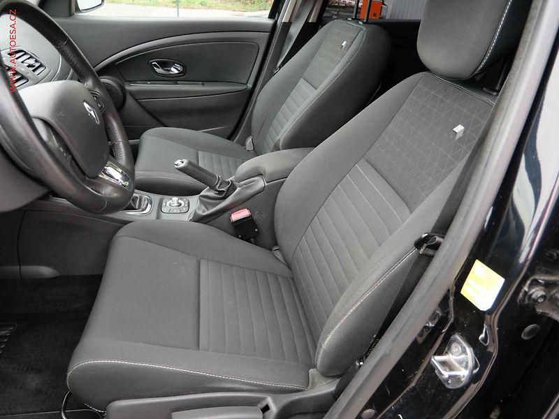 Renault Mégane (2016) 1.5 dCi, Limited, navi - fotka 9 z 21
