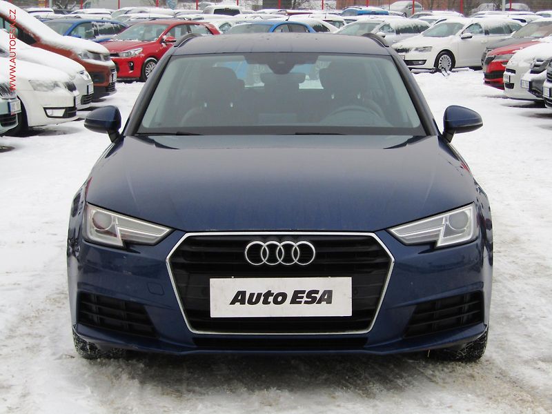 Audi A4 (2017) 2.0TDi Avant, AT, navi, park - fotka 2 z 24
