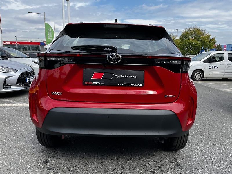 Toyota Yaris Cross 1.5 Hybrid 130k ODBĚR IHNED - fotka 7 z 27
