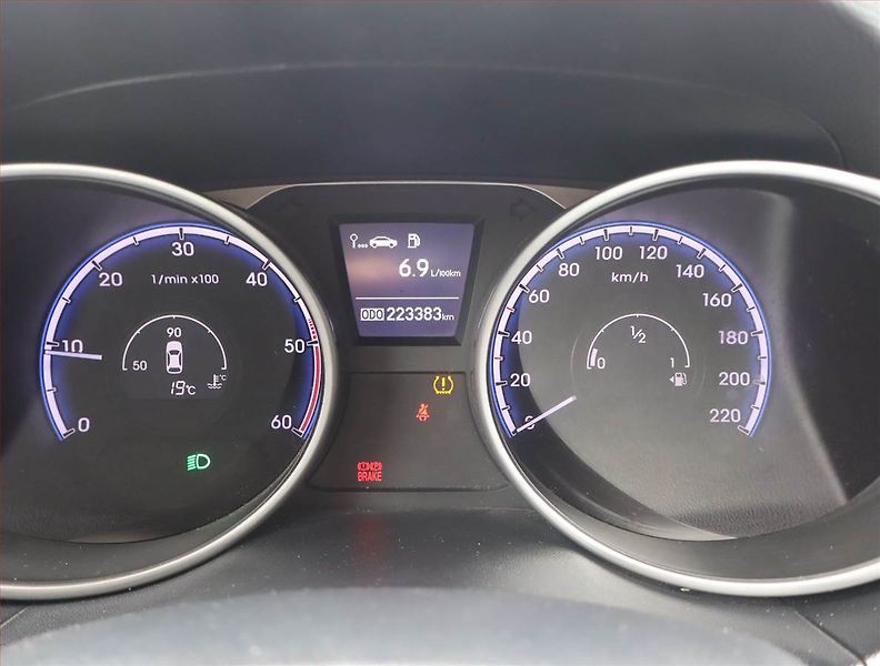 Hyundai ix35 (2011) 1.7 CRDi, Tempomat - fotka 11 z 16