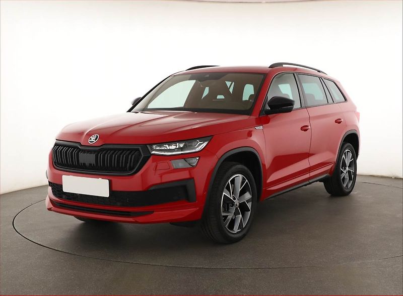 Škoda Kodiaq (2023) Sportline 2.0 TDI - fotka 2 z 29
