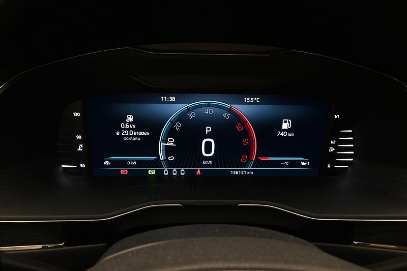 Škoda Superb 2,0 TDI 110kW DSG Style Záruka - fotka 12 z 24