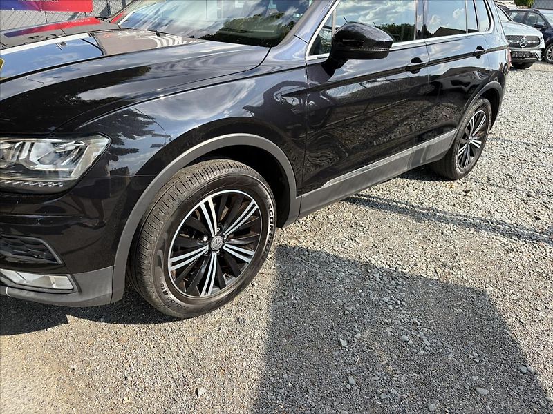Volkswagen Tiguan 2,0 TDi DSG 4Motion  LED,ACC - fotka 39 z 50