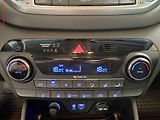Hyundai Tucson (2017) 2.0 CRDi 4WD, ČR, Style, AT - náhled 15