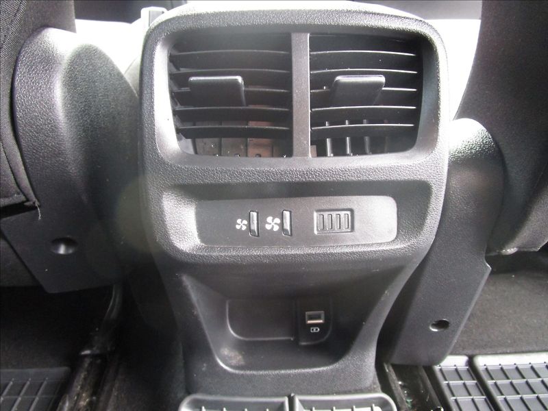 Toyota ProAce City Verso 1.5D-4D, 1. majitel - fotka 38 z 65