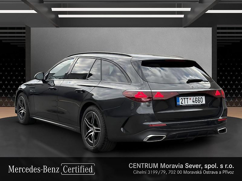 Mercedes-Benz Třídy E E 450d 4M kombi - fotka 3 z 17