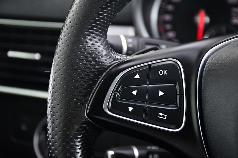 Mercedes-Benz GLE 350D 4MATIC VZDUCH ČR - fotka 23 z 42