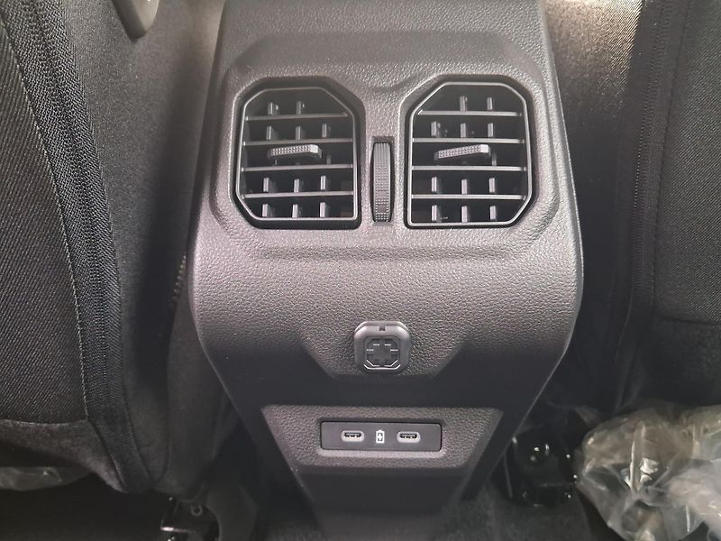 Dacia Bigster (2026) expression mild hybrid-G 140 - fotka 28 z 37
