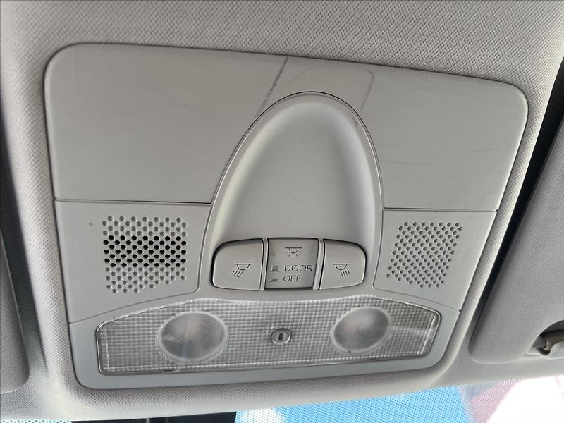 Honda Civic 2,2 CTDi*103kW*+ Al kola 17 l - fotka 19 z 35