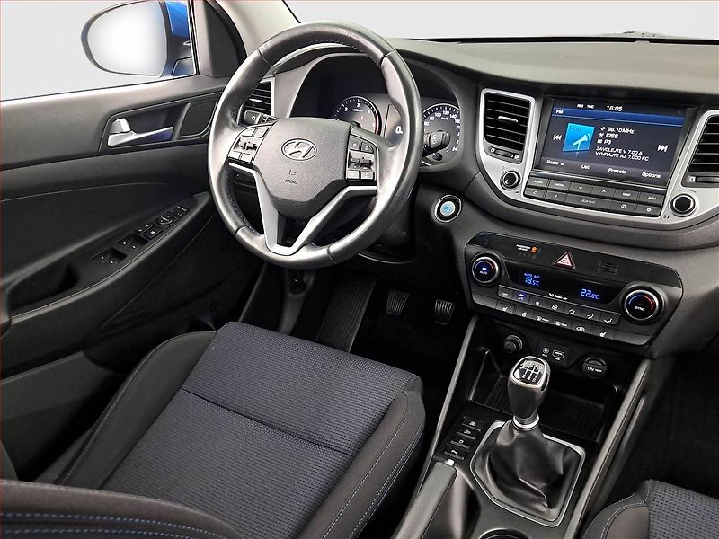 Hyundai Tucson (2016) 1.7 CRDi, Navi, Xenony - fotka 7 z 19