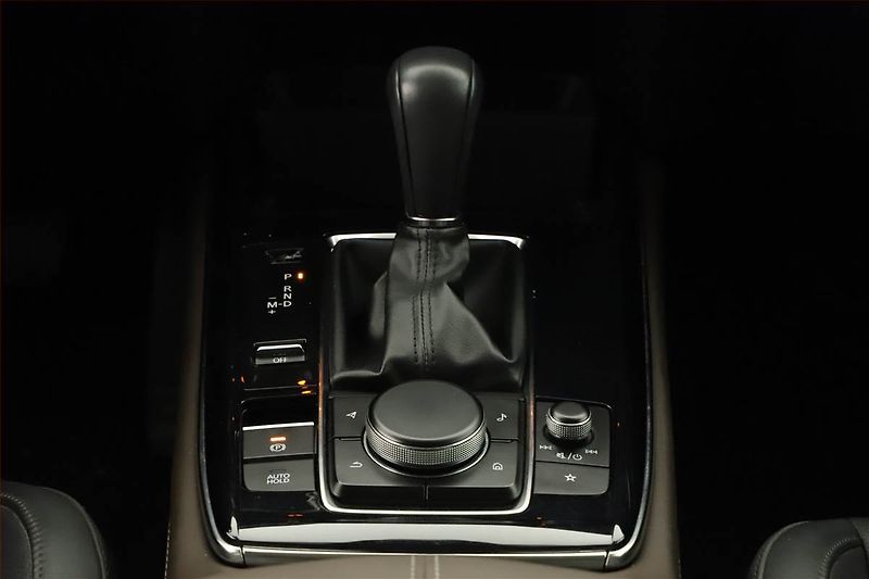 Mazda CX-30 (2021) GT 180 Skyactiv-G 2.0 - fotka 14 z 16