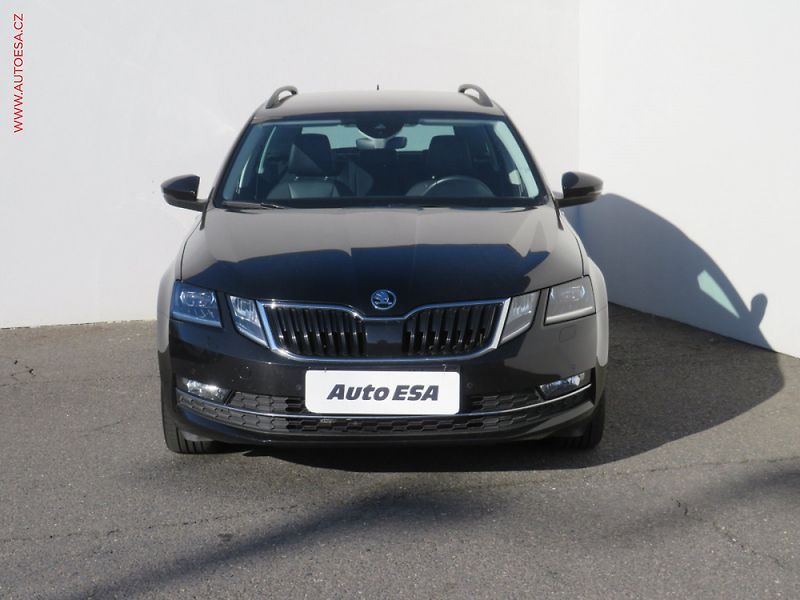 Škoda Octavia (2018) 2.0 TDI - fotka 2 z 3