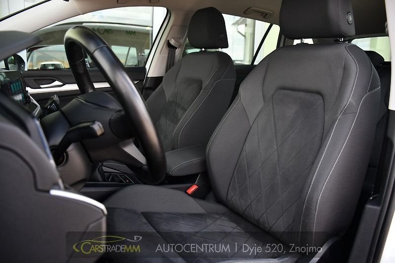 Volkswagen Golf 2.0TDi LED ACC 1M ČR  - fotka 11 z 52