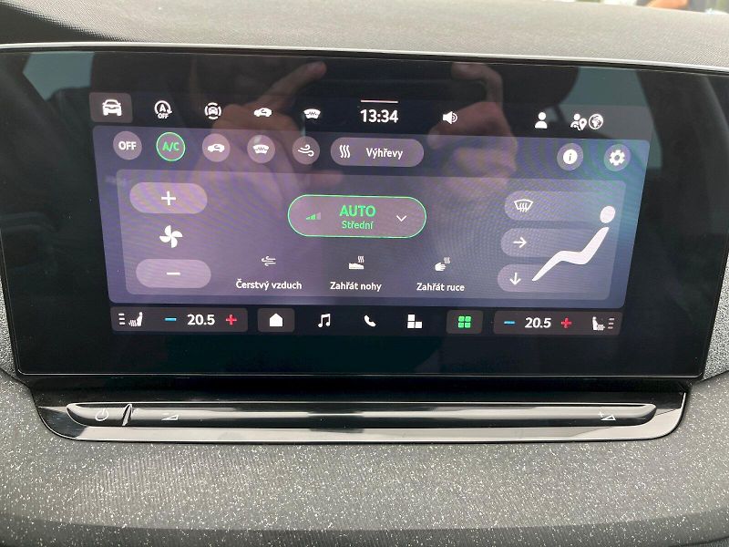 Škoda Octavia (2025) 1.5 TSI 110kW MHEV Top Selecti - fotka 24 z 26