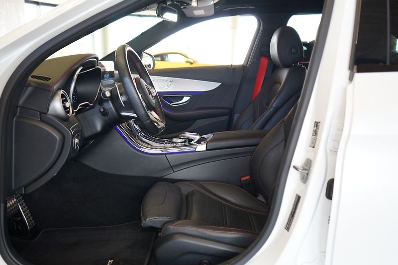 Mercedes-Benz Třídy C C43 AMG 4MATIC, Ventilace, HUD - fotka 17 z 47