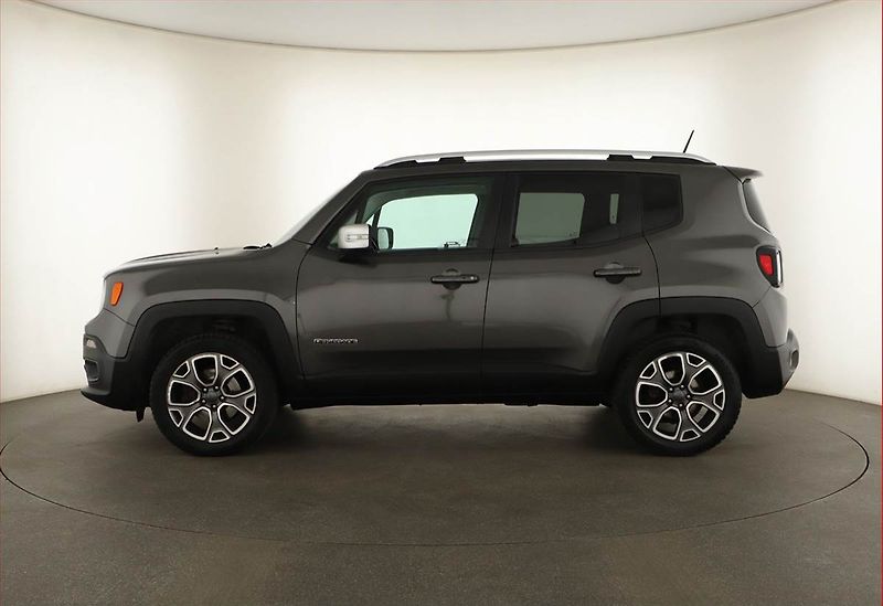 Jeep Renegade (2017) 1.4 MultiAir, 4X4, Automat - fotka 3 z 18