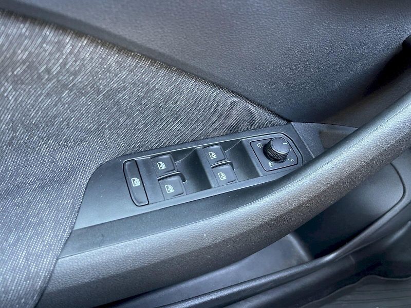 Škoda Scala (2022) 1.5 TSI 110kW Style Plus - fotka 21 z 31