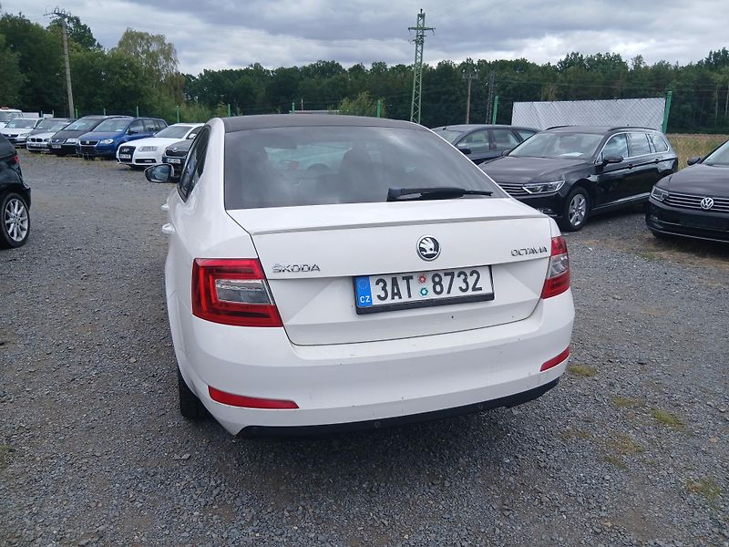 Škoda Octavia 3, 1.2 TSI, plně pojízdné  - fotka 9 z 27