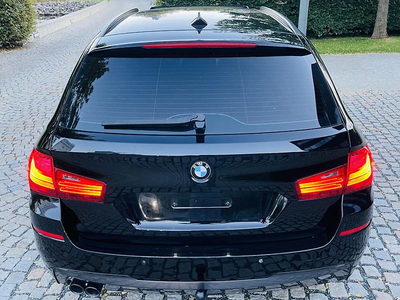 BMW Řada 5 530D AUT XDRIVE TAŽNÉ M-PAKET - fotka 14 z 48