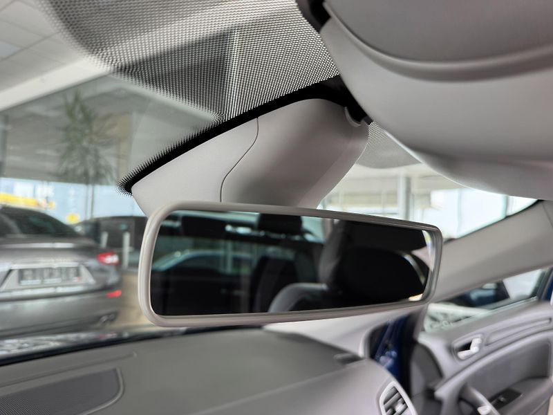 Renault Mégane 1,3 TCe*KeyLess*PDC*1.Maj*ČR - fotka 17 z 29