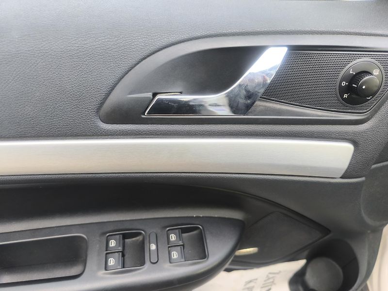 Škoda Octavia RS,KRÁSNÁ,100TKM,SERVISKA,1MAJ - fotka 24 z 30