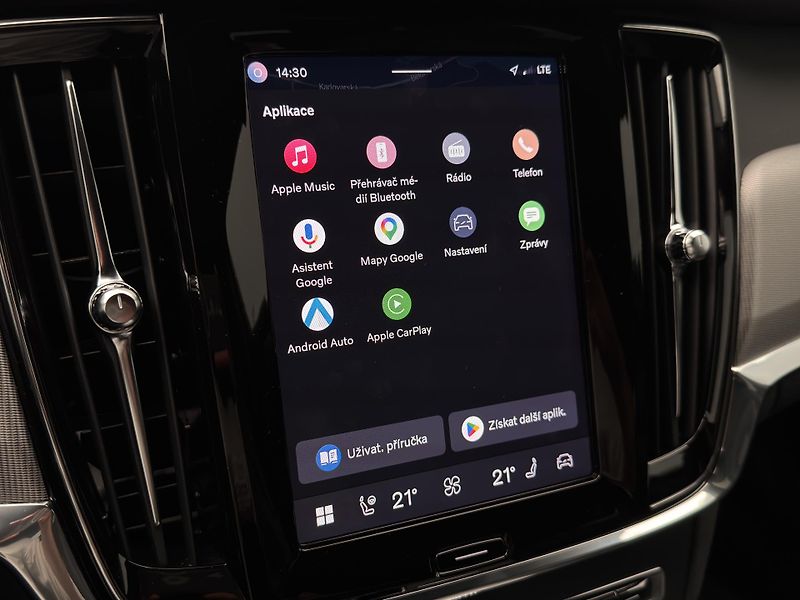 Volvo V90 B4 PLUS DARK AUT  - fotka 34 z 47