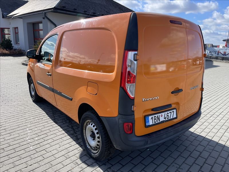 Renault Kangoo 1,5 DCi 55kw CZ DPH 1maj. 12x - fotka 27 z 32