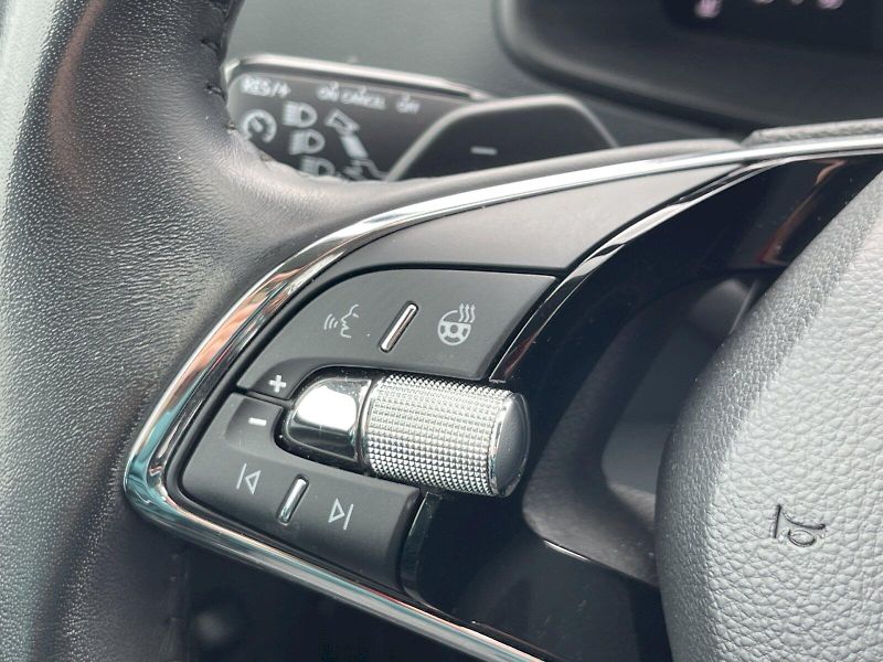 Škoda Karoq (2024) 1.5 TSI 110kW DSG Fresh - fotka 8 z 32