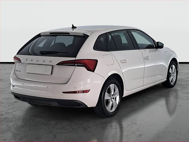 Škoda Scala (2019) Ambition 1.0 TSI, ČR,1.maj - fotka 5 z 15