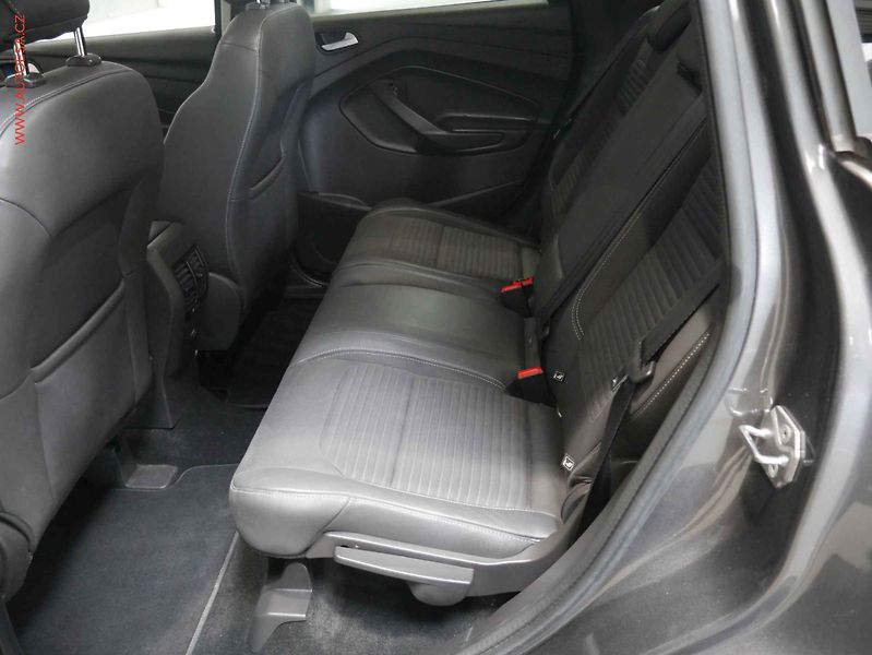 Ford Kuga (2017) 1.5TDCi, ČR, Navi, park.čidla - fotka 10 z 21