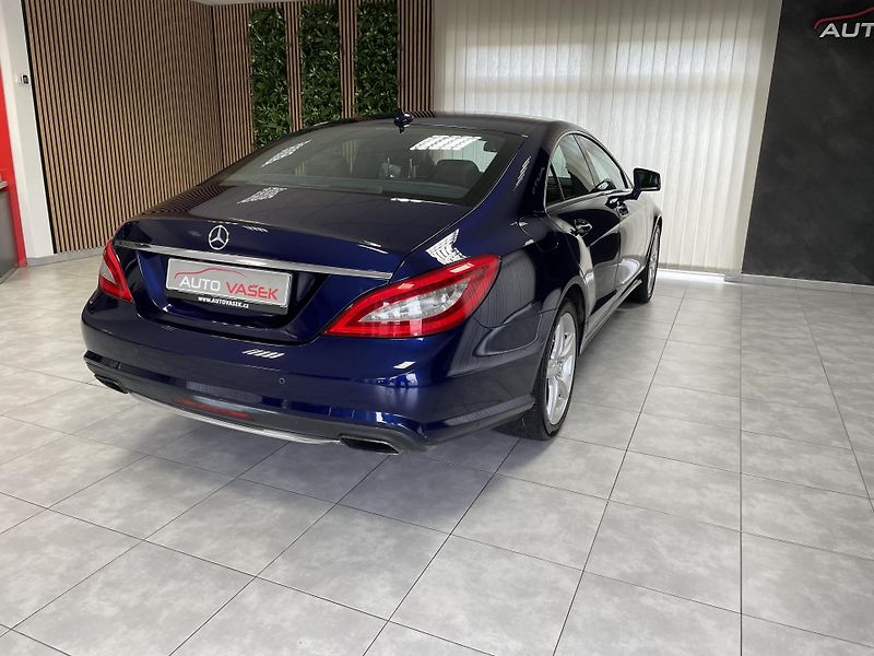 Mercedes-Benz CLS 350d 4MATIC ČR LED NAVI TOP !! - fotka 14 z 30