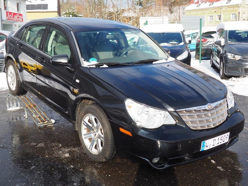 Chrysler Sebring (2009) 2.0 CRD 103kW - fotka 5 z 32