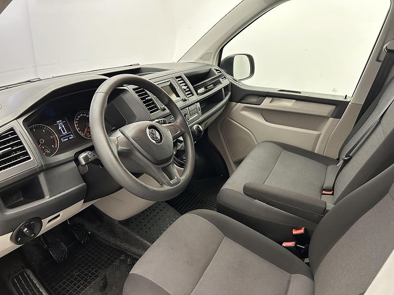Volkswagen Transporter 2.0 TDI Long - fotka 6 z 21