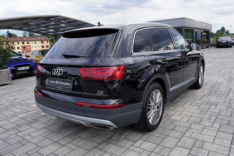 Audi Q7 3.0 TDI 200 kW/Q/7míst - fotka 6 z 50