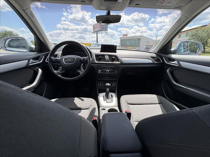 Audi Q3 2,0 TDi110kW,S-tr,Led,Nav,Výhř - fotka 8 z 31