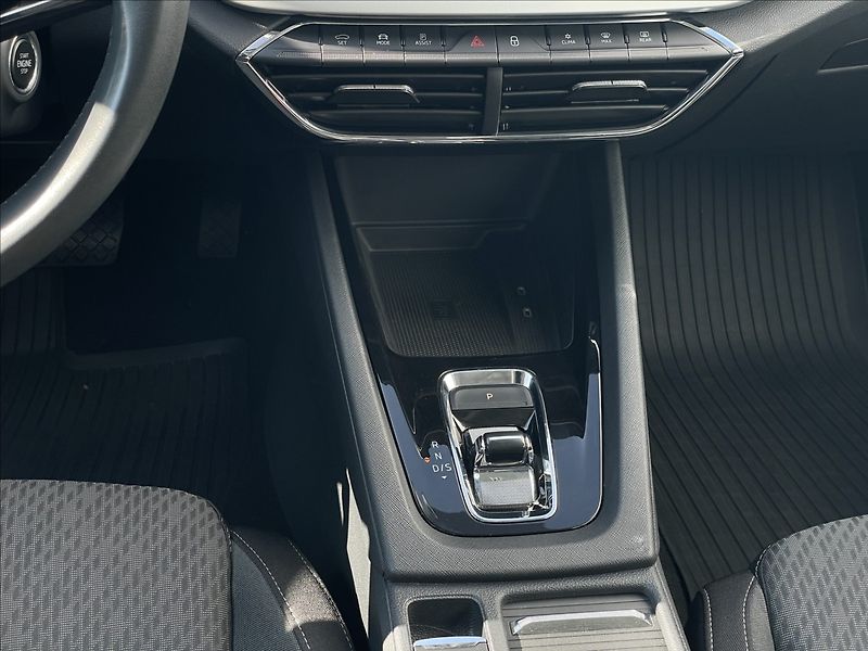 Škoda Octavia 2,0 TDI DSG Style Plus LED+ACC - fotka 13 z 24